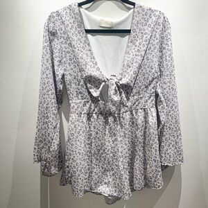 Altar’d State Romper Tie Front | Cheetah Print | White/Purple Gray | Size S